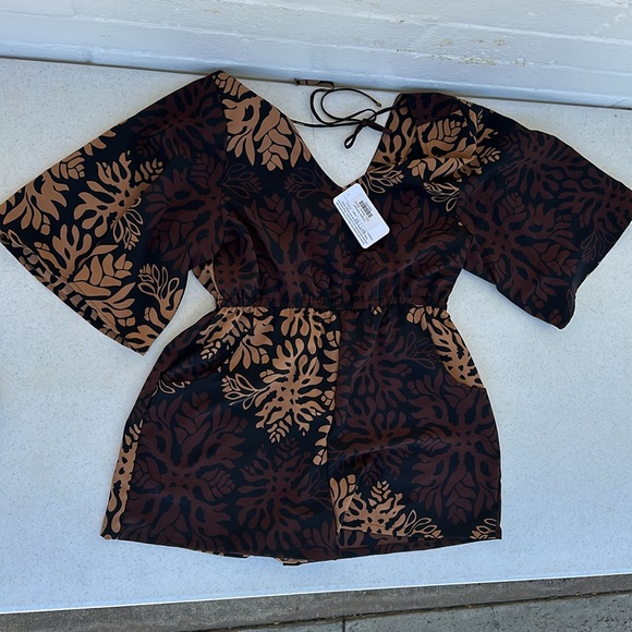 BNWT manuhealii medium java romper - Picture 3 of 4